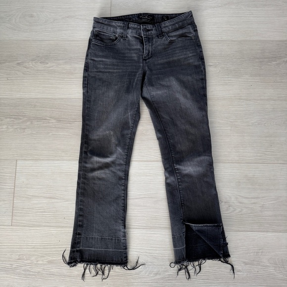 Lucky Brand Lolita Shrunken Boot Cut Kick Flare Slit Distressed Jeans Black 2/26 - Picture 2 of 7